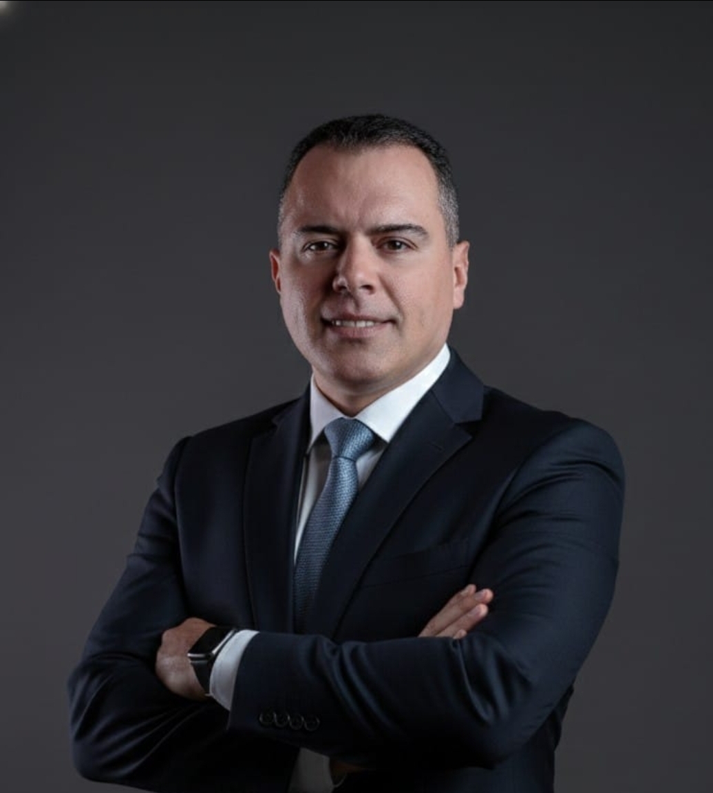 Dr. Áraf Gaiga — Diretor Jurídico da Massimo
